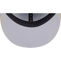schwarze-und-gelbe-anliegende-flatcap-mit-goldenem-logo-59fifty-day-von-new-york-yankees-mlb-von-new-era