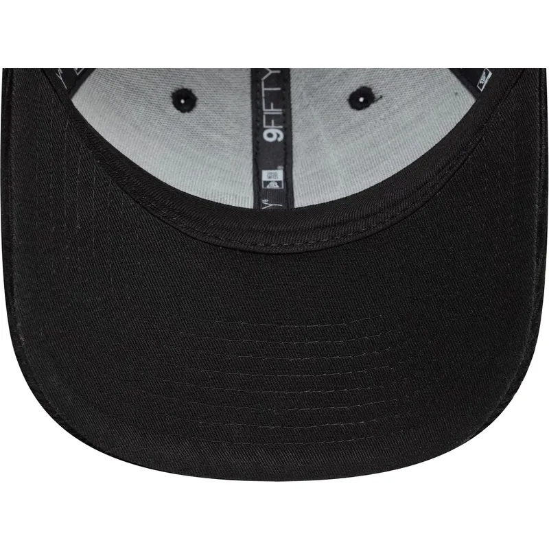 schwarze-gebogene-snapback-kappe-9fifty-cord-precurved-von-mclaren-racing-formula-1-von-new-era