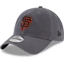 graue-verstellbare-curved-cap-9twenty-core-classic-der-san-francisco-giants-mlb-von-new-era