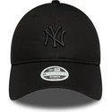 casquette-courbee-noire-ajustable-pour-femme-avec-logo-noir-9twenty-bow-back-new-york-yankees-mlb-new-era