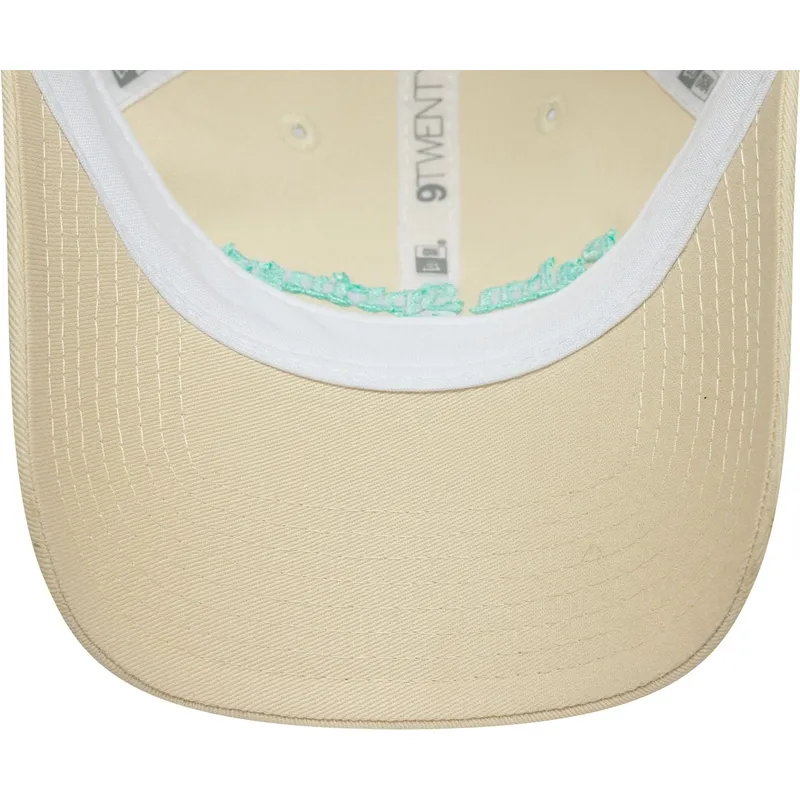 beige-verstellbare-trucker-kappe-fur-damen-9twenty-city-palm-springs-stadte-und-strande-von-new-era