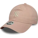 verstellbare-rosa-gebogene-kappe-fur-damen-9twenty-dye-denim-der-new-york-yankees-mlb-von-new-era