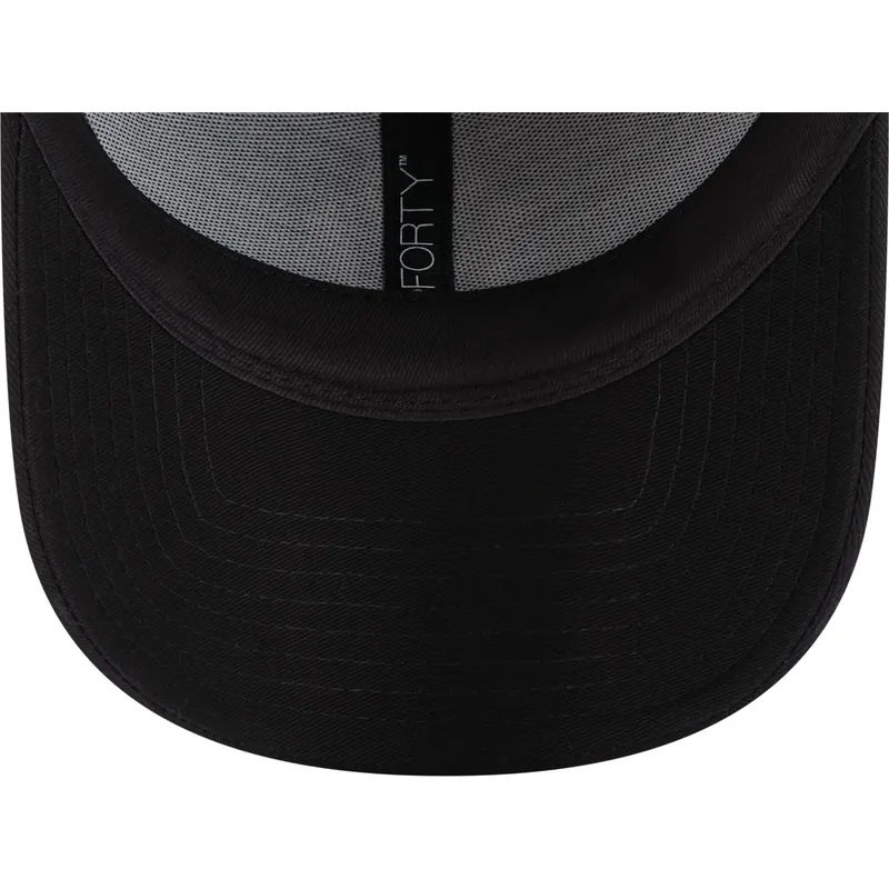 schwarze-gebogene-verstellbare-damenkappe-9forty-metallic-logo-der-new-york-yankees-mlb-von-new-era schwarze-gebogene-verstellbare-damenkappe-9forty-metallic-logo-der-new-york-yankees-mlb-von-new-era