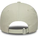 beige-und-grune-verstellbare-curved-cap-fur-damen-9twenty-world-series-cooperstown-der-los-angeles-dodgers-mlb-von-new-era
