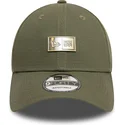 casquette-courbee-verte-ajustable-9forty-badge-new-era