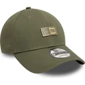casquette-courbee-verte-ajustable-9forty-badge-new-era