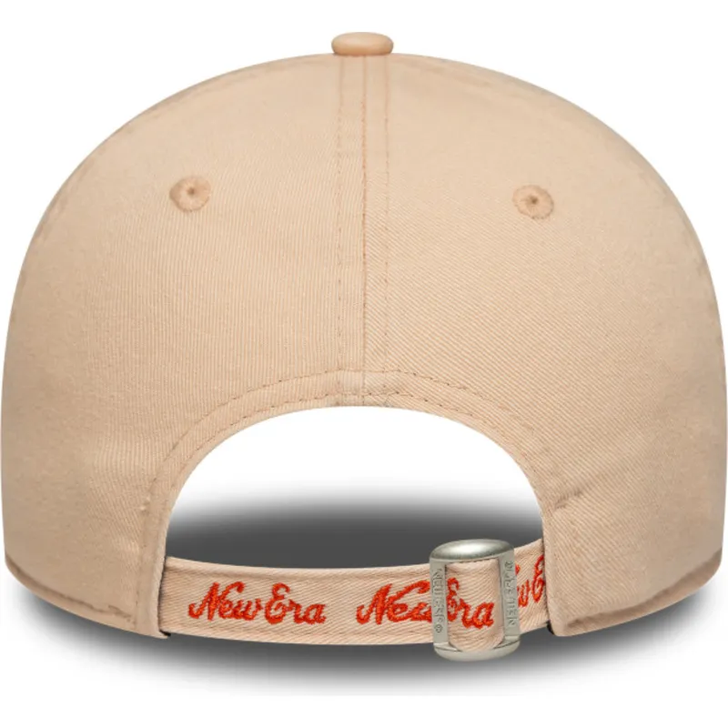 rosa-verstellbare-curved-cap-fur-damen-9twenty-city-los-angeles-von-new-era