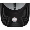 casquette-courbee-noire-ajustable-pour-femme-9forty-topstitch-pu-new-york-yankees-mlb-new-era