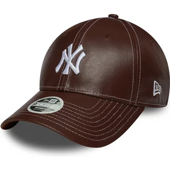 Casquette courbée marron ajustable pour femme 9FORTY Topstitch PU New York Yankees MLB New Era