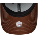 casquette-courbee-marron-ajustable-pour-femme-9forty-topstitch-pu-new-york-yankees-mlb-new-era