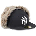 casquette-plate-noire-ajustee-59fifty-winter-dog-ear-new-york-yankees-mlb-new-era