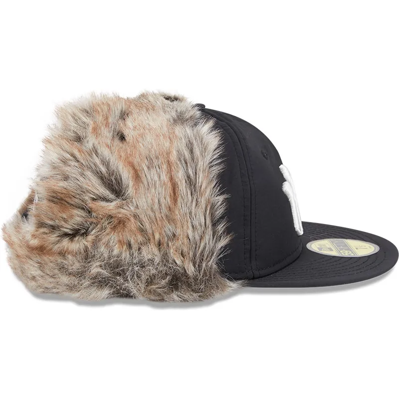 schwarze-enganliegende-59fifty-winter-dog-ear-flatcap-der-new-york-yankees-mlb-von-new-era schwarze-enganliegende-59fifty-winter-dog-ear-flatcap-der-new-york-yankees-mlb-von-new-era