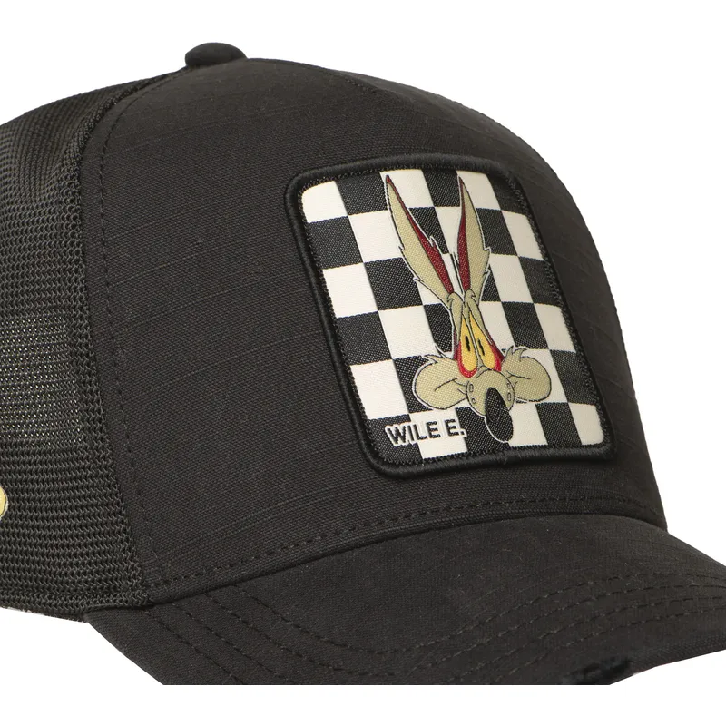 schwarze-trucker-kappe-coyote-loo12-wil-looney-tunes-von-capslab