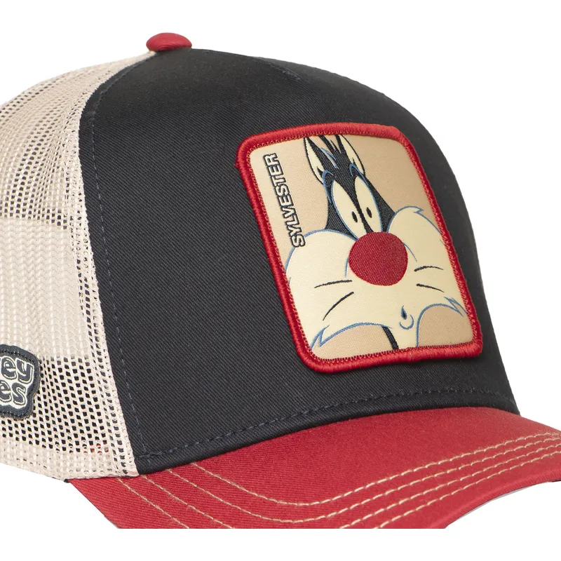 mehrfarbige-trucker-kappe-silvester-loo12-syl-looney-tunes-von-capslab