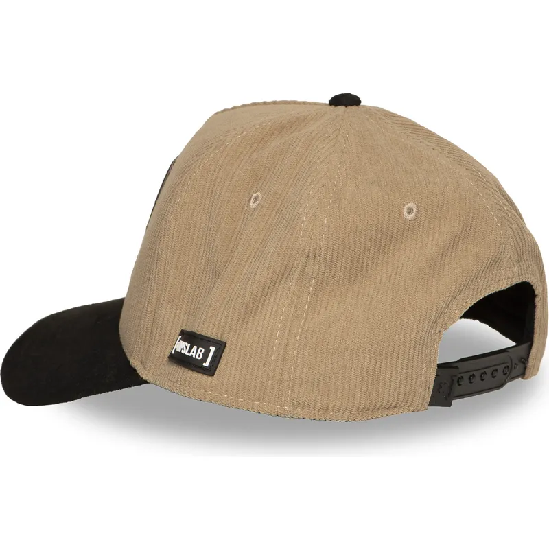 braune-und-schwarze-gebogene-snapback-kappe-son-goku-dbs7-uni-dragon-ball-von-capslab