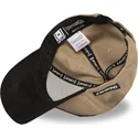 braune-und-schwarze-gebogene-snapback-kappe-son-goku-dbs7-uni-dragon-ball-von-capslab