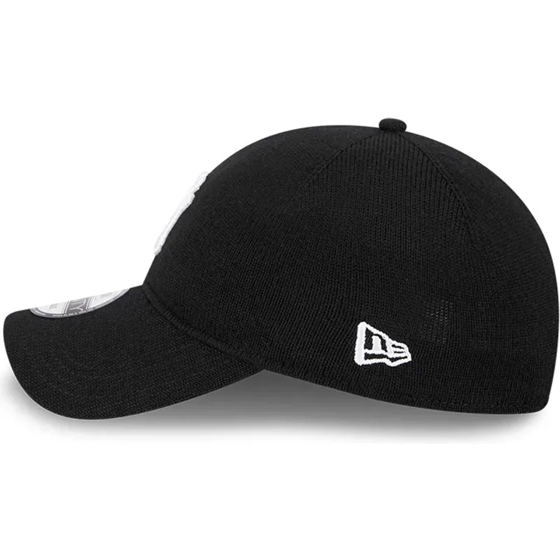 schwarze-verstellbare-curved-cap-9twenty-merino-wool-yarn-der-new-york-yankees-mlb-von-new-era