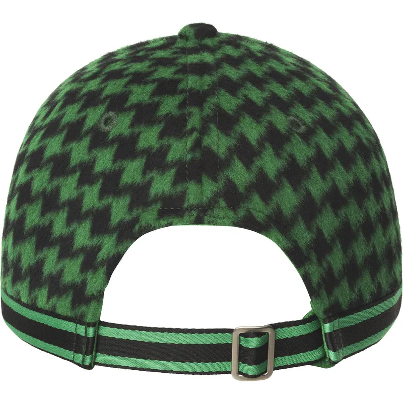 grune-verstellbare-gebogene-kappe-block-zig-baseball-green-von-kangol grune-verstellbare-gebogene-kappe-block-zig-baseball-green-von-kangol
