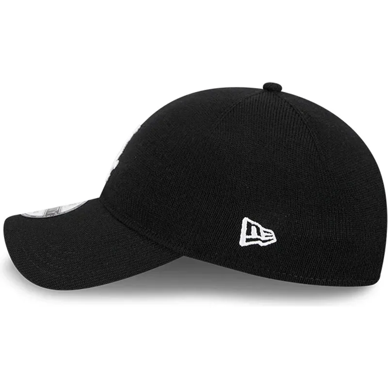 schwarze-gebogene-verstellbare-kappe-9twenty-merino-wool-von-chicago-white-sox-mlb-von-new-era schwarze-gebogene-verstellbare-kappe-9twenty-merino-wool-von-chicago-white-sox-mlb-von-new-era