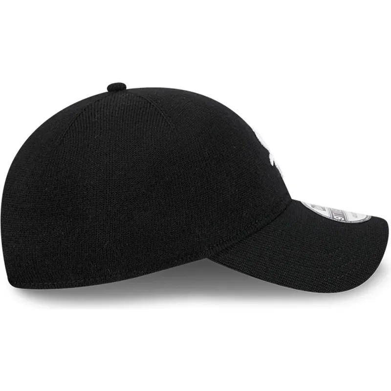 schwarze-gebogene-verstellbare-kappe-9twenty-merino-wool-von-chicago-white-sox-mlb-von-new-era schwarze-gebogene-verstellbare-kappe-9twenty-merino-wool-von-chicago-white-sox-mlb-von-new-era
