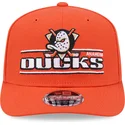 orangefarbene-gebogene-snapback-kappe-9seventy-stretch-snap-stated-der-anaheim-ducks-nhl-von-new-era