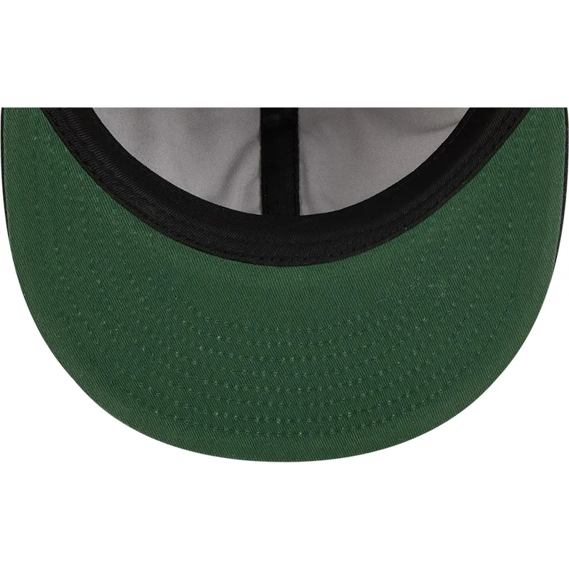 braune-und-schwarze-verstellbare-flatcap-9fifty-retro-crown-wool-pinstripe-der-chicago-white-sox-mlb-von-new-era braune-und-schwarze-verstellbare-flatcap-9fifty-retro-crown-wool-pinstripe-der-chicago-white-sox-mlb-von-new-era