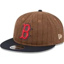 braune-und-marineblaue-verstellbare-flache-kappe-9fifty-retro-crown-wool-pinstripe-der-boston-red-sox-mlb-von-new-era