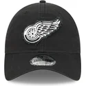 casquette-courbee-noire-ajustable-9twenty-stamp-detroit-red-wings-nhl-new-era