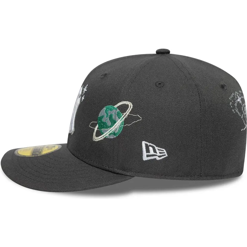 graue-gebogene-verstellbare-59fifty-planet-icon-kappe-der-new-york-yankees-mlb-von-new-era