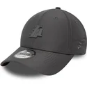 graue-verstellbare-curved-cap-9forty-pin-der-los-angeles-lakers-nba-von-new-era