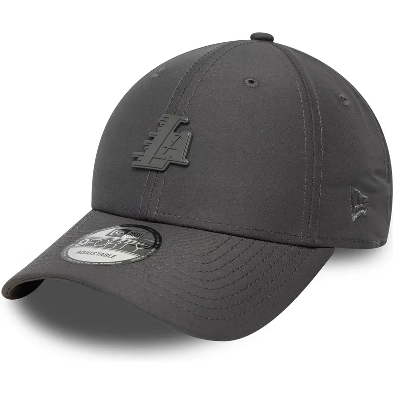 graue-verstellbare-curved-cap-9forty-pin-der-los-angeles-lakers-nba-von-new-era