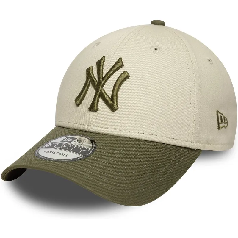 beige-und-grune-verstellbare-curved-cap-9forty-side-patch-der-new-york-yankees-mlb-von-new-era beige-und-grune-verstellbare-curved-cap-9forty-side-patch-der-new-york-yankees-mlb-von-new-era