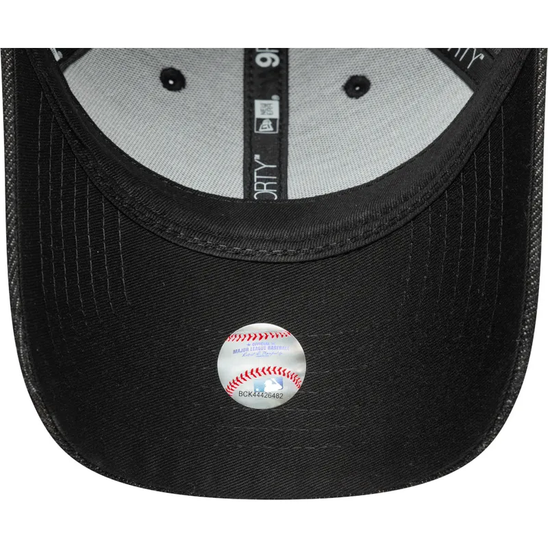 schwarze-verstellbare-curved-cap-fur-damen-9forty-sequin-denim-der-los-angeles-dodgers-mlb-von-new-era schwarze-verstellbare-curved-cap-fur-damen-9forty-sequin-denim-der-los-angeles-dodgers-mlb-von-new-era