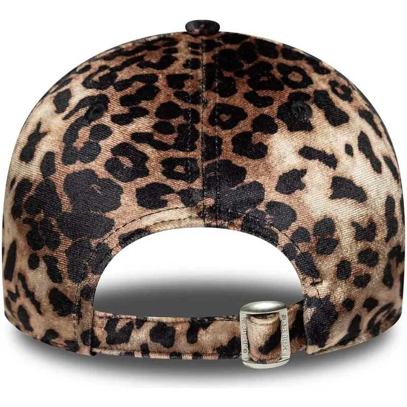 gebogene-verstellbare-leoparden-kappe-fur-damen-9forty-leo-velour-der-new-york-yankees-mlb-von-new-era