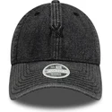 schwarze-gebogene-verstellbare-damenkappe-9twenty-denim-der-new-york-yankees-mlb-von-new-era
