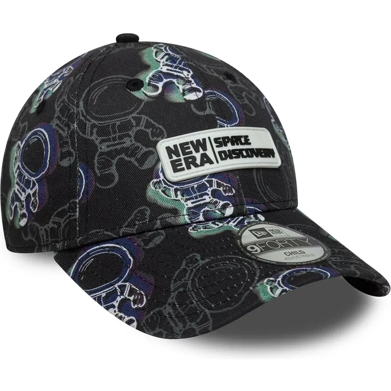 schwarze-verstellbare-gebogene-kappe-fur-kinder-9forty-space-all-over-print-von-new-era