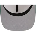 beige-und-grune-gebogene-snapback-kappe-9fifty-a-frame-precurved-hardwood-classics-der-boston-celtics-nba-von-new-era