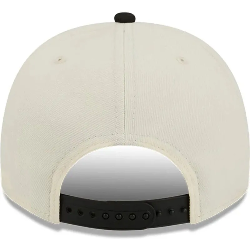 beige-und-schwarze-gebogene-snapback-kappe-9fifty-a-frame-precurved-hardwood-classics-der-milwaukee-bucks-nba-von-new-era