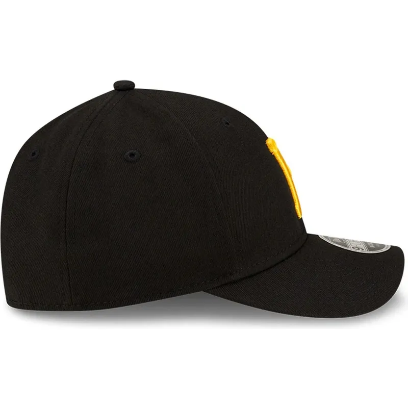 schwarze-gebogene-snapback-kappe-9forty-m-crown-player-replica-der-pittsburgh-pirates-mlb-von-new-era schwarze-gebogene-snapback-kappe-9forty-m-crown-player-replica-der-pittsburgh-pirates-mlb-von-new-era
