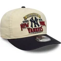 casquette-courbee-beige-et-bleue-marine-ajustable-19twenty-washed-graphic-new-york-yankees-mlb-new-era