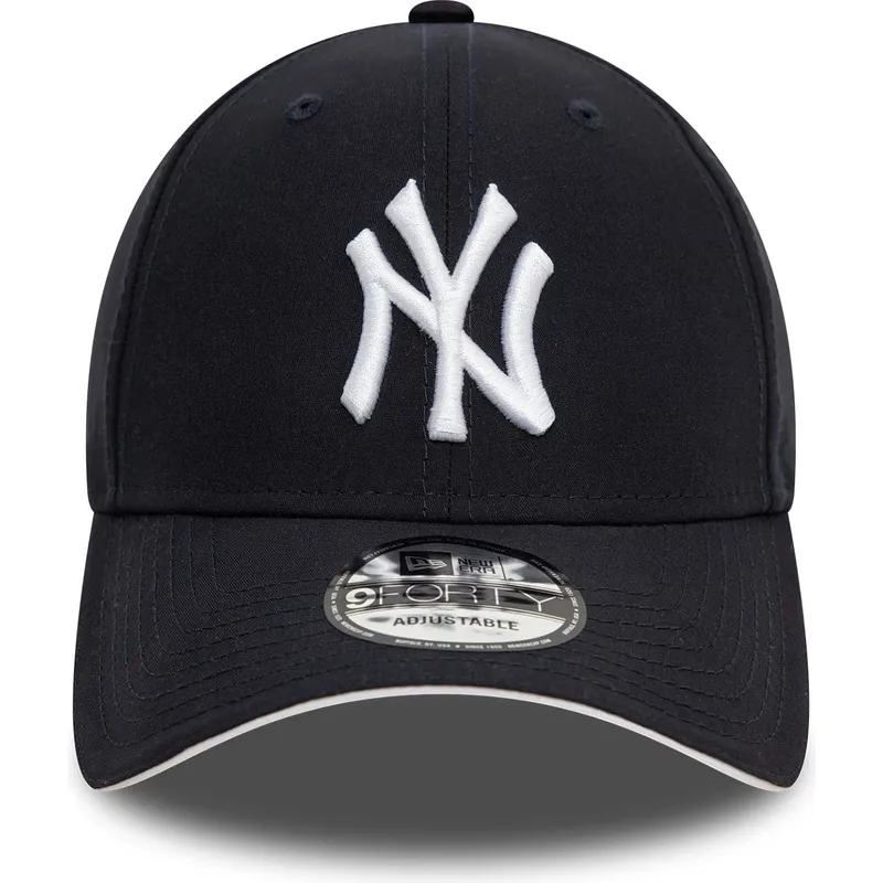 casquette-courbee-bleue-marine-ajustable-9forty-microfibre-new-york-yankees-mlb-new-era