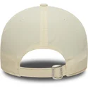 beige-verstellbare-curved-cap-9forty-recycled-midi-der-las-vegas-raiders-nfl-von-new-era