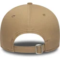 braune-verstellbare-curved-cap-mit-braunem-logo-9forty-outline-der-los-angeles-dodgers-mlb-von-new-era