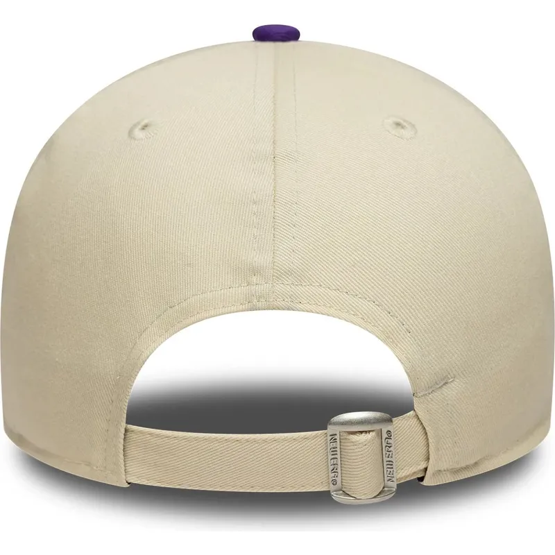 gebogene-beige-und-violette-verstellbare-kappe-9forty-colour-block-der-los-angeles-lakers-nba-von-new-era gebogene-beige-und-violette-verstellbare-kappe-9forty-colour-block-der-los-angeles-lakers-nba-von-new-era