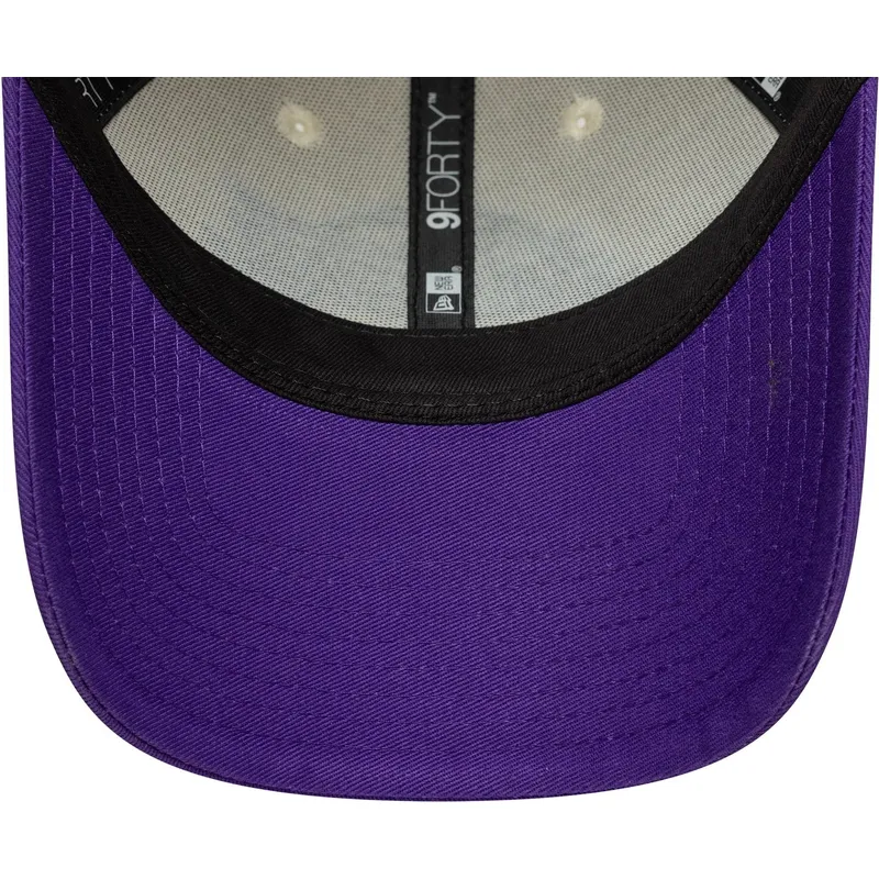 gebogene-beige-und-violette-verstellbare-kappe-9forty-colour-block-der-los-angeles-lakers-nba-von-new-era gebogene-beige-und-violette-verstellbare-kappe-9forty-colour-block-der-los-angeles-lakers-nba-von-new-era
