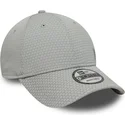 graue-gebogene-snapback-kappe-mit-grauem-logo-9forty-mesh-flawless-der-new-york-yankees-mlb-von-new-era