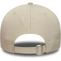 beige-verstellbare-curved-cap-9forty-streetwear-der-associazione-sportiva-roma-serie-a-von-new-era