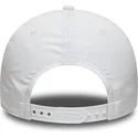 weisse-gebogene-snapback-kappe-9forty-checkerboard-von-racing-bulls-f1-team-formula-1-von-new-era