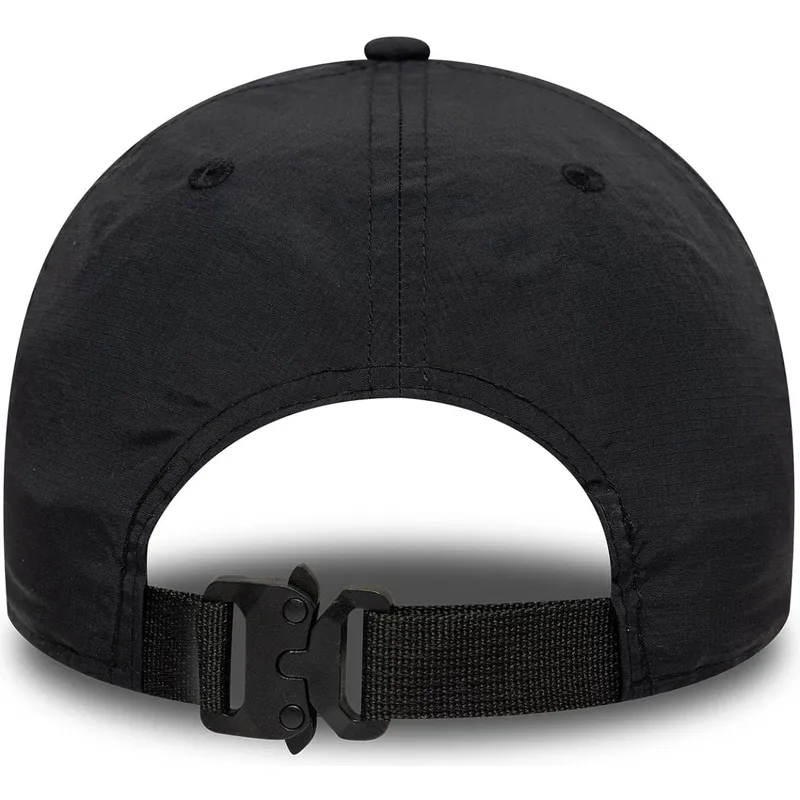 schwarze-verstellbare-gebogene-kappe-9forty-m-crown-sport-von-new-era