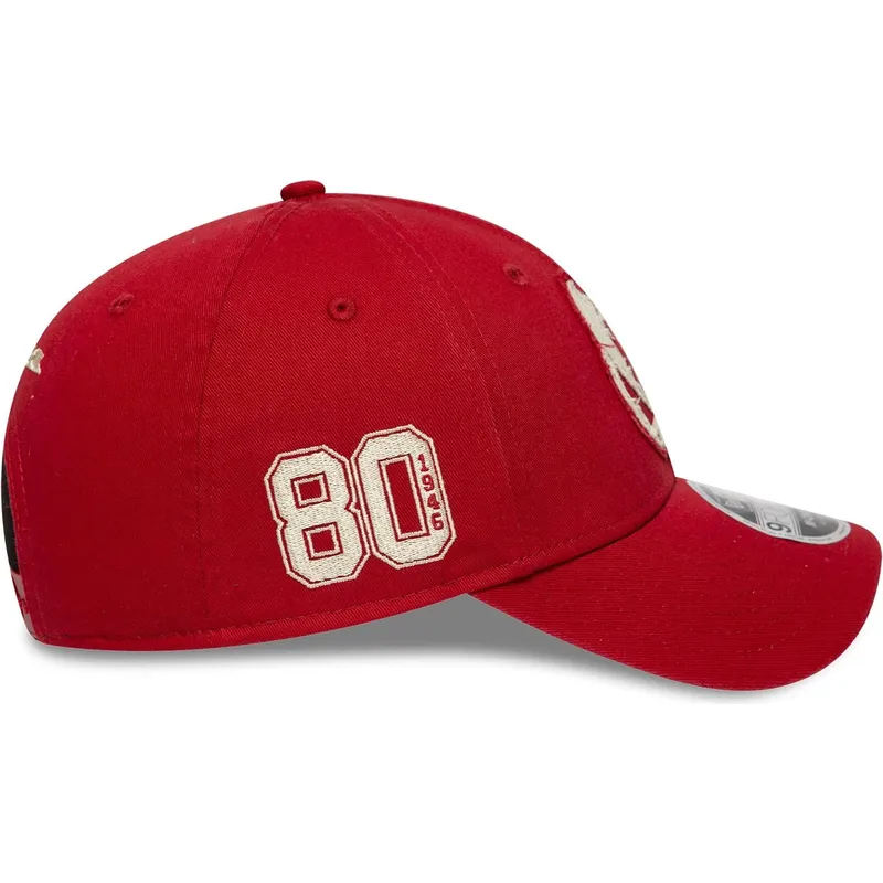 rote-gebogene-snapback-kappe-9forty-m-crown-80th-year-von-vespa-piaggio-von-new-era